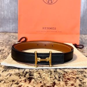 Hermes Belt and Buckle. Reversible Black and Tan size 75, 1 inch wide